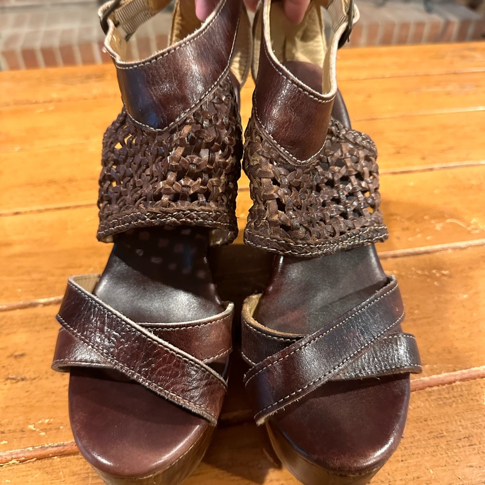Bed Stu Brown Leather Platform Sandals